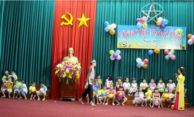 Đêm Hội trăng rằm tại Bệnh viện quân y 120