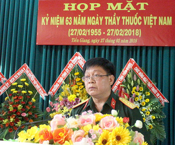 Họp mặt kĩ niệm 63 năm Ngày thầy thuốc Việt Nam