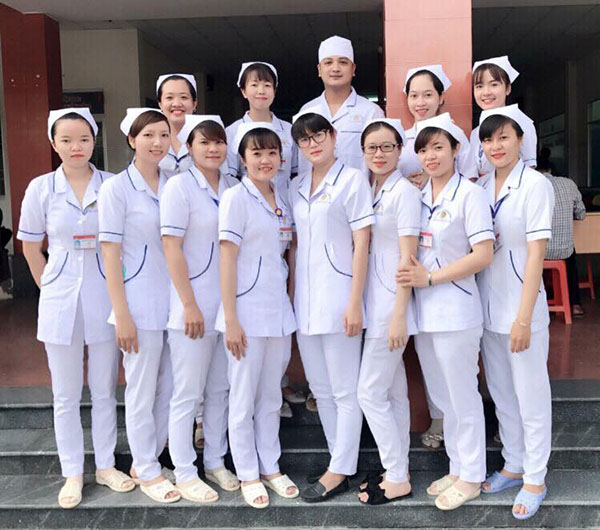 Hiệu quả dịch vụ hướng dẫn – Tư vấn chăm sóc khách hàng sau 3 năm hoạt động tại Bệnh viện quân y 120