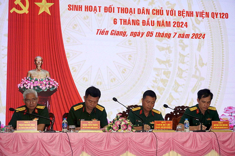 Sinh hoạt đối thoại dân chủ với Bệnh viện quân y 120