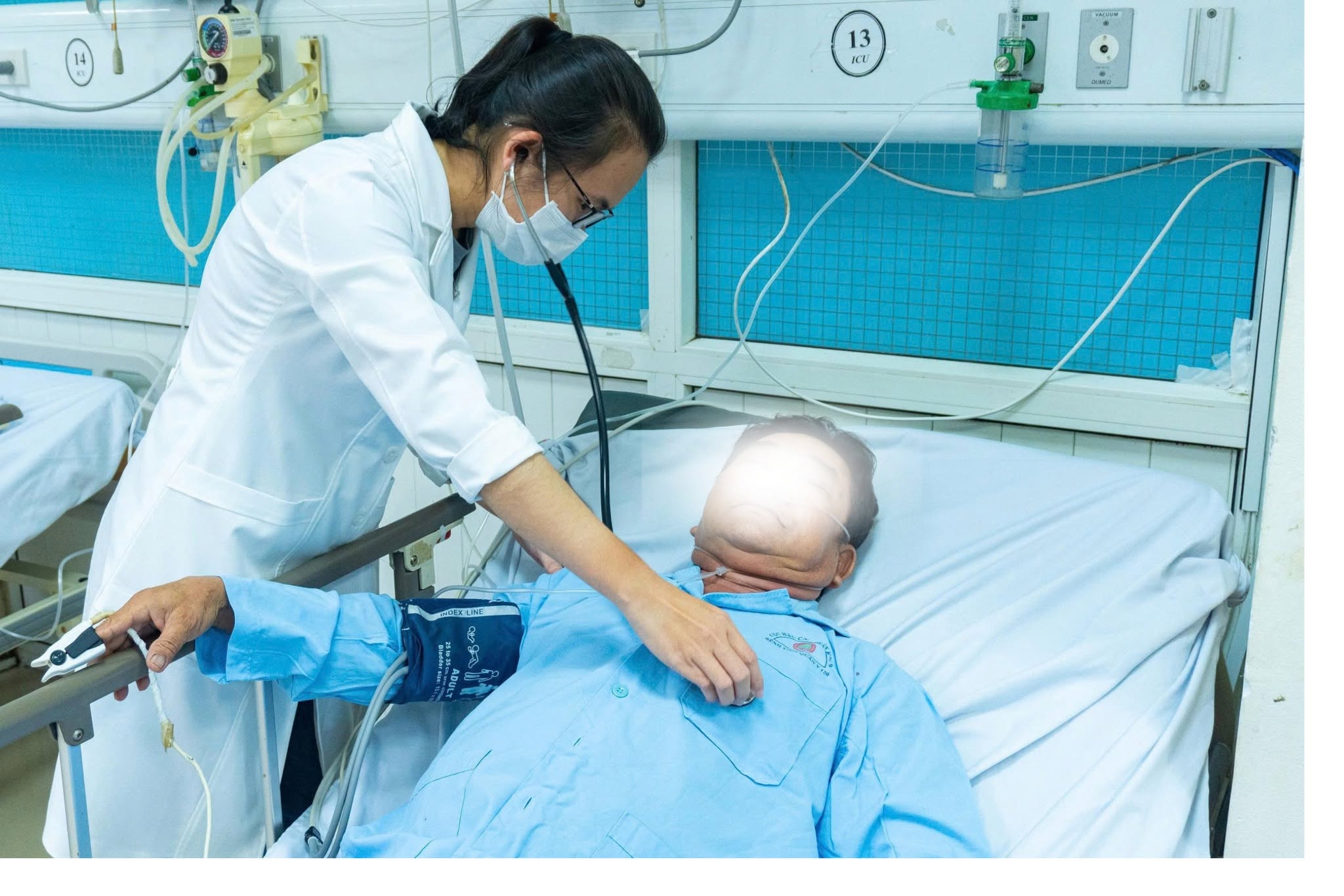 KỊP THỜI CẤP CỨU NGƯỜI ĐÀN ÔNG TRUNG NIÊN BỊ ĐỘT QUỴ NÃO CẤP NHỜ QUY TRÌNH “GIỜ VÀNG”