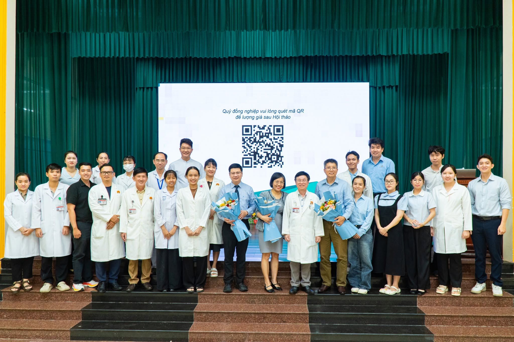 Y KHOA KHÔNG NGỪNG TIẾN BỘ – BÁC SĨ KHÔNG NGỪNG HỌC HỎI