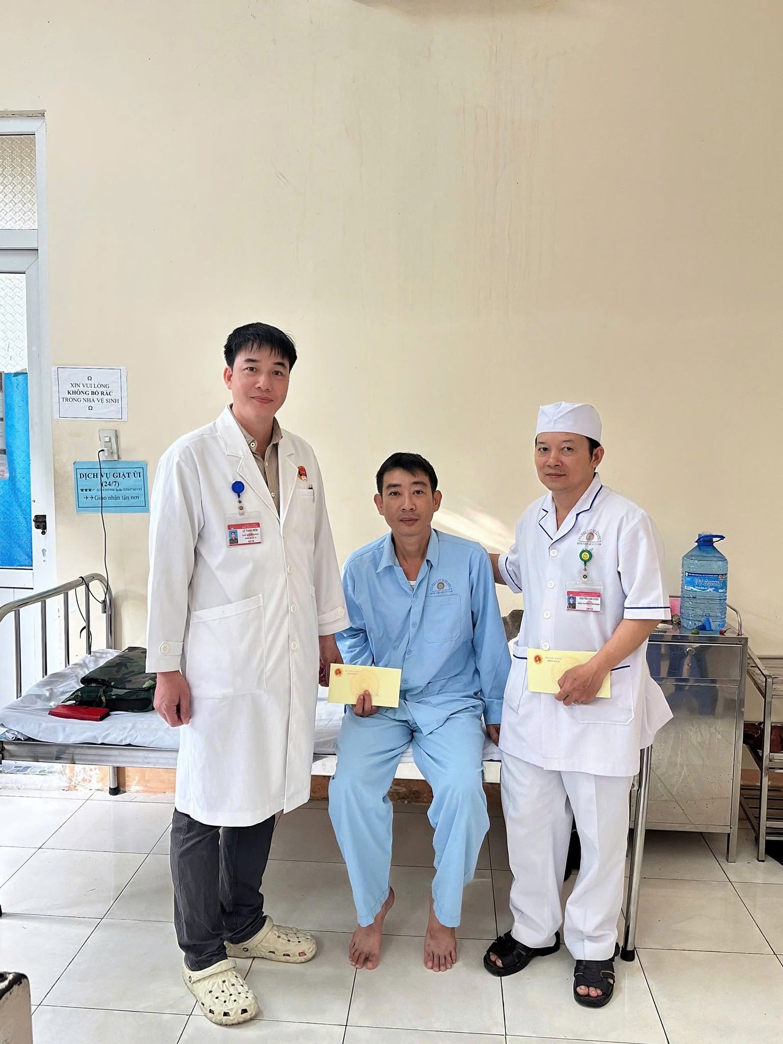 BSCKII LÊ THANH MÔN – DẤU ẤN HƠN 1.000 CA MỔ SỎI TÚI MẬT
